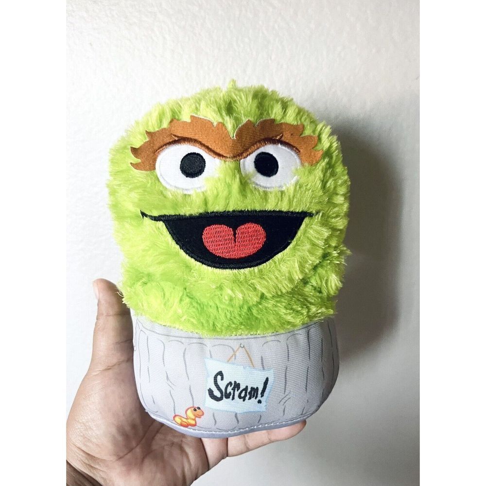 Sesame Street 10"‎ Stuffed Plush Oscar the Grouch in Trash 50th Collectible